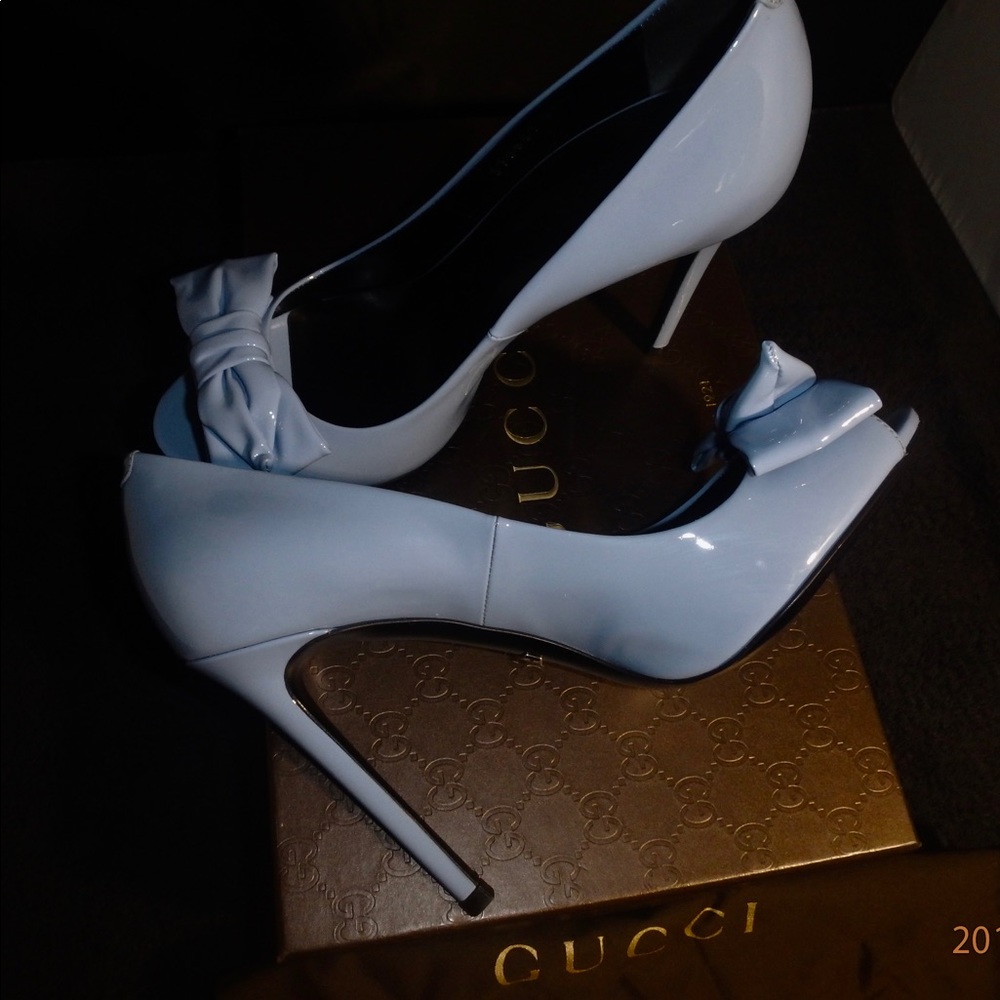 Authentic Gucci Shoes - Picture 6 of 6